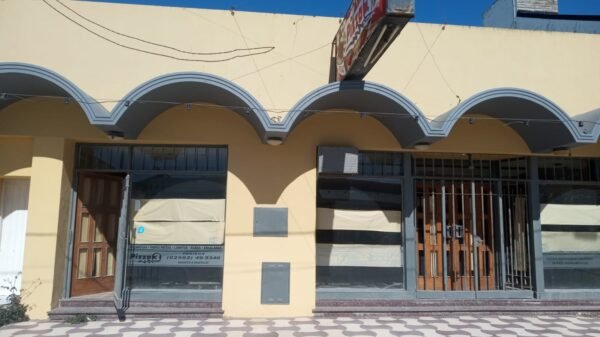 Local gastronómico con vivienda