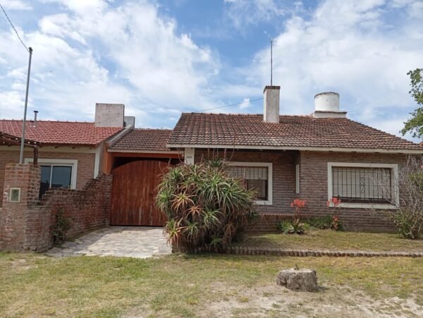 ubicada en calle 32 e/17 y 19