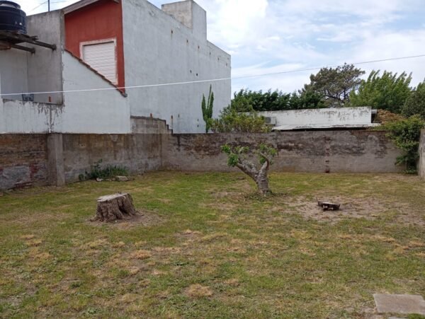 ubicada en calle 32 e/17 y 19