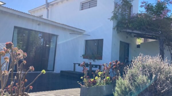 Casa 80 mts Sobre terreno 15x40