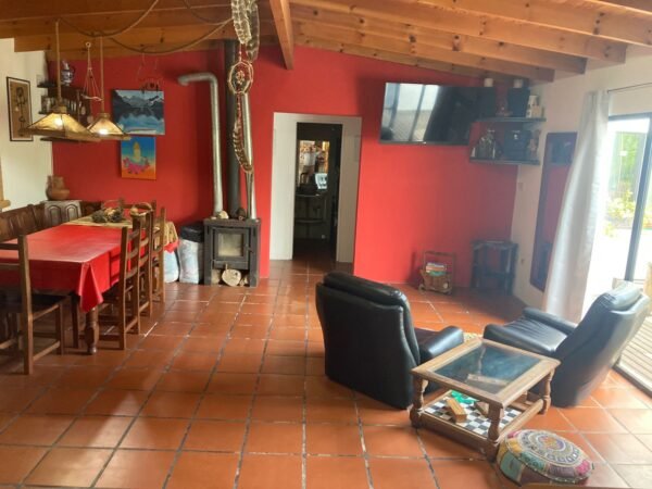 Casa 80 mts Sobre terreno 15x40