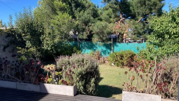 Casa 80 mts Sobre terreno 15x40