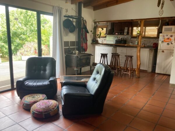 Casa 80 mts Sobre terreno 15x40